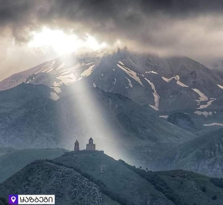 Prime Hotel Kazbegi Eksteriør bilde